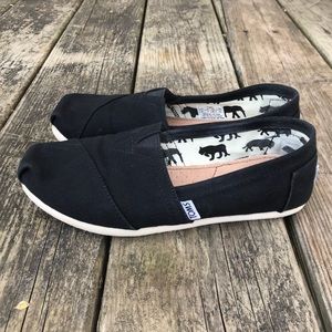 Black Toms